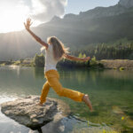 Photo d'une femme qui profite d la vie